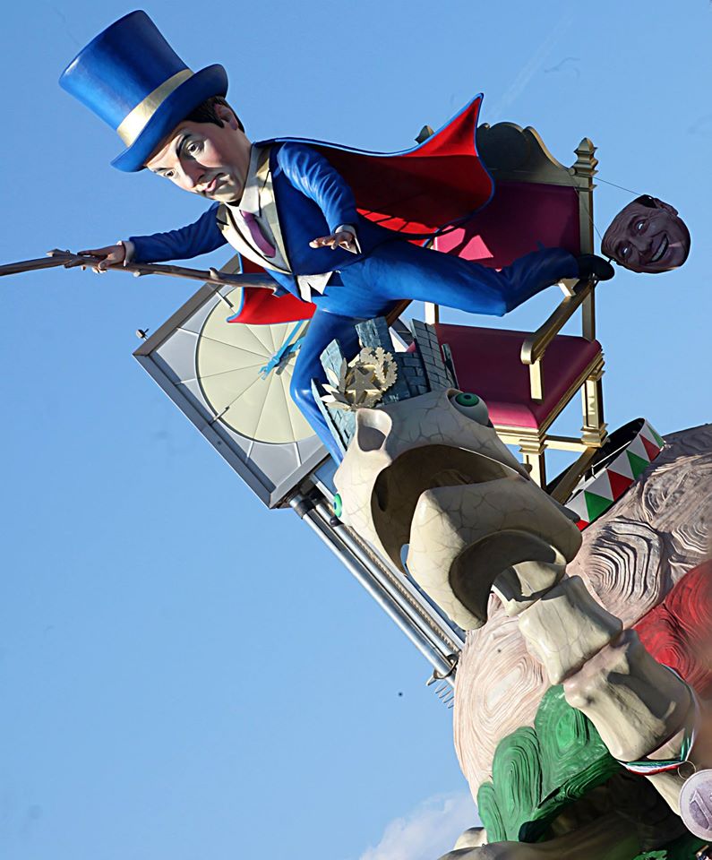 Avanti piano quasi indietro (2015)