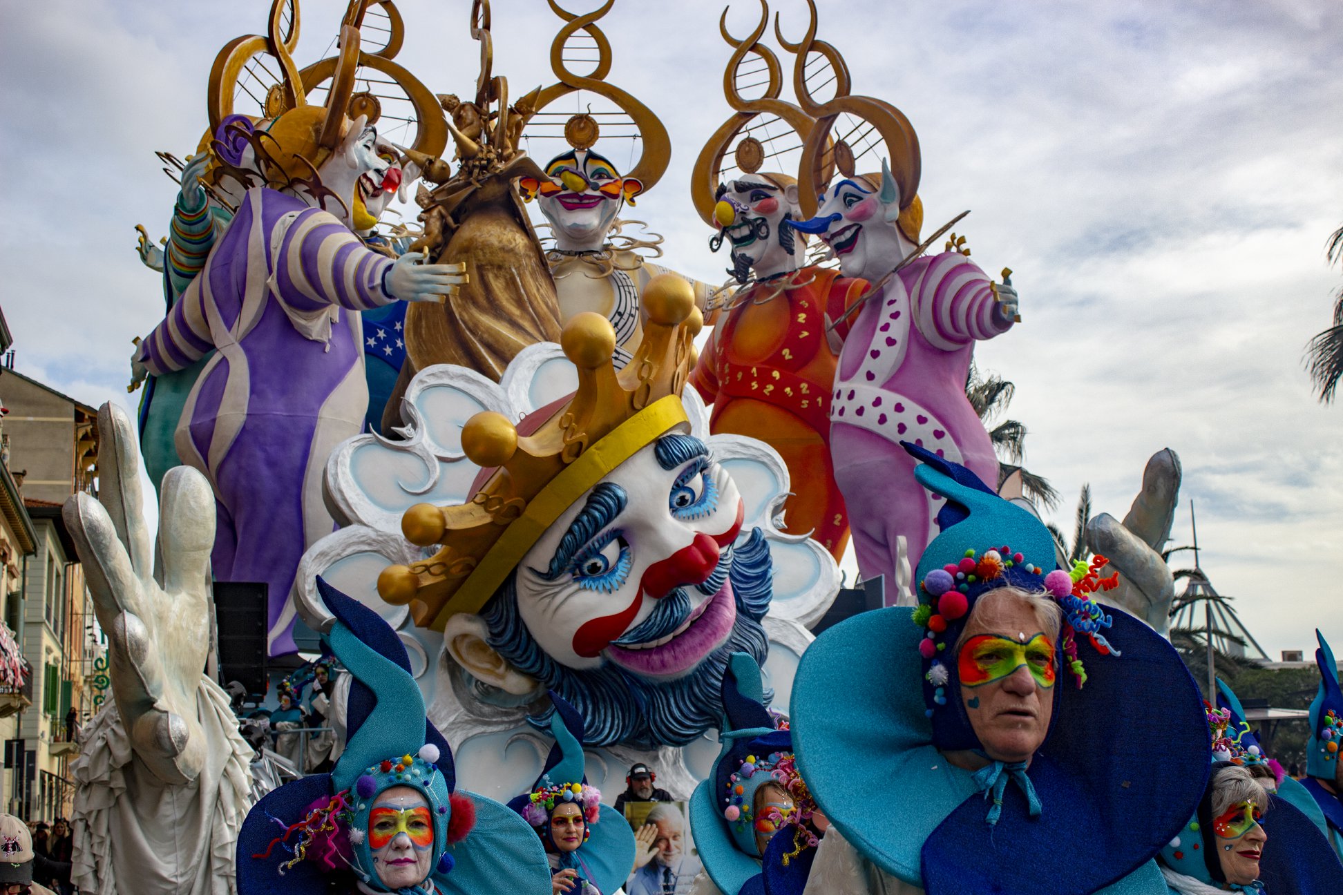 Abbracciami, è Carnevale (2020)