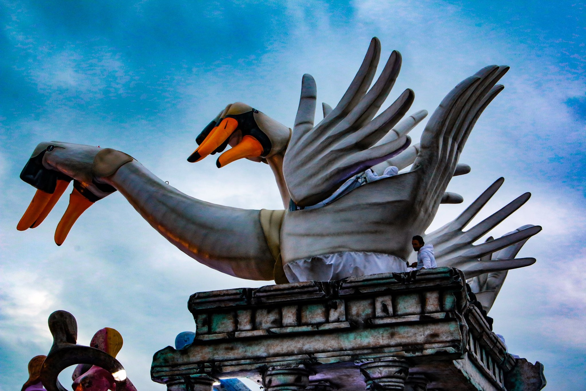 Né di Eva, né di Adamo (2020)